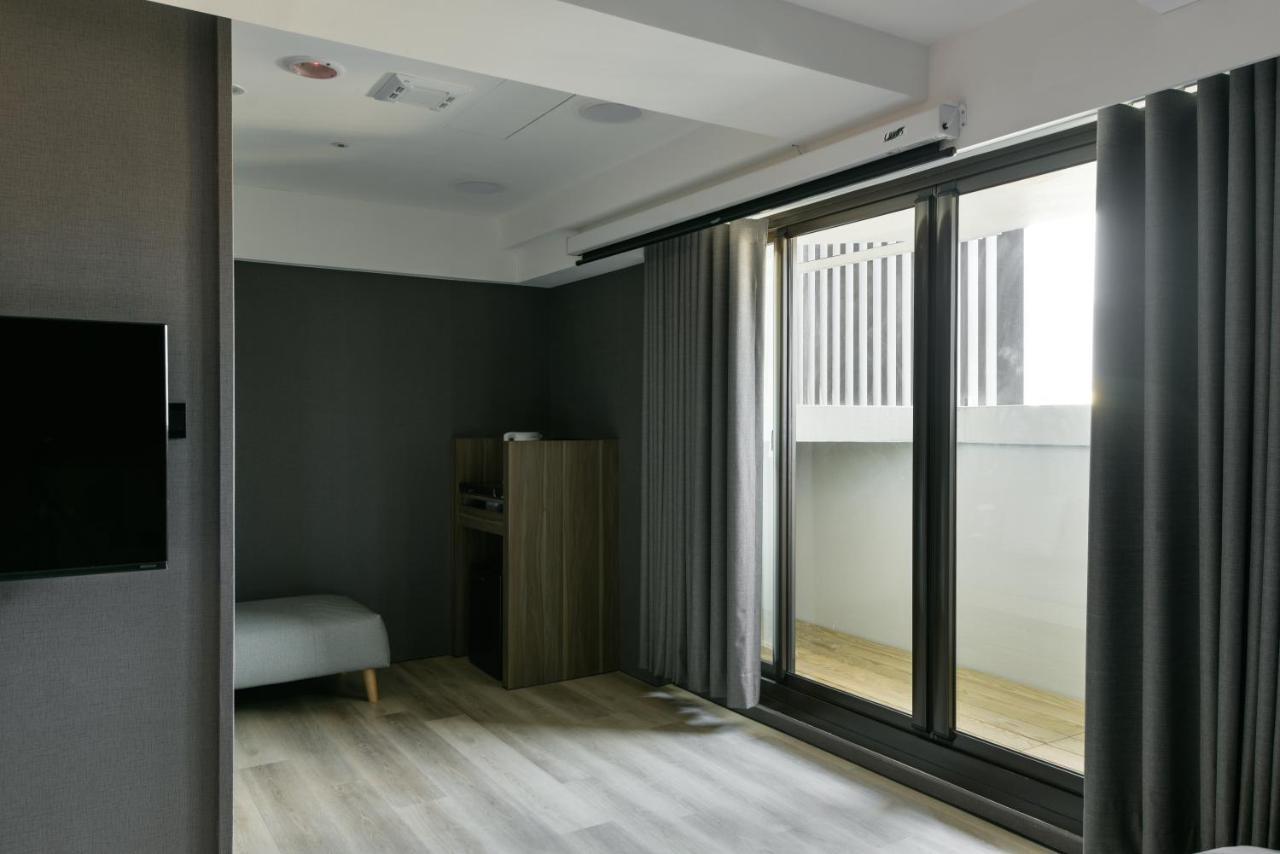 Autumn Willow Hotel Taichung Buitenkant foto