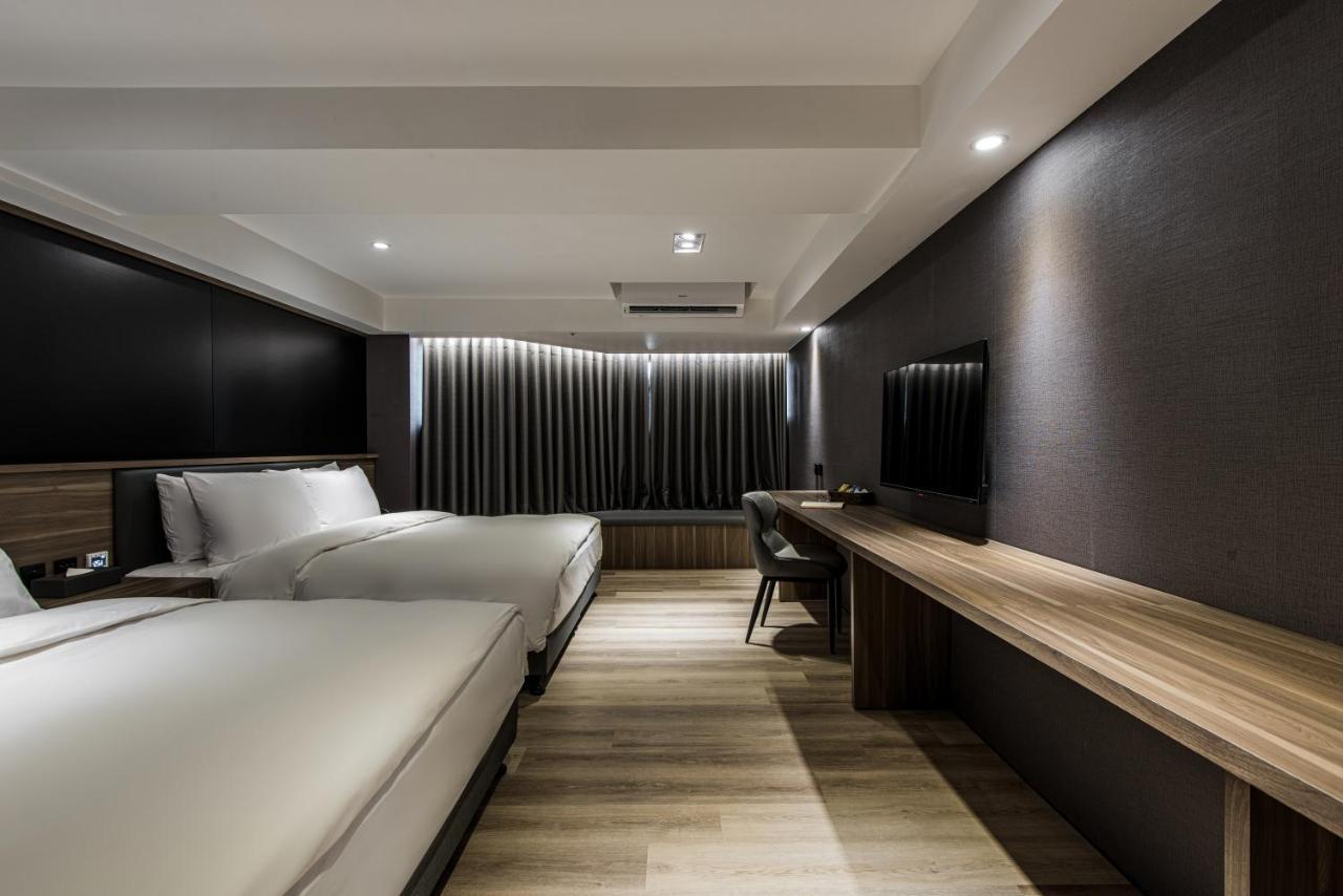 Autumn Willow Hotel Taichung Buitenkant foto