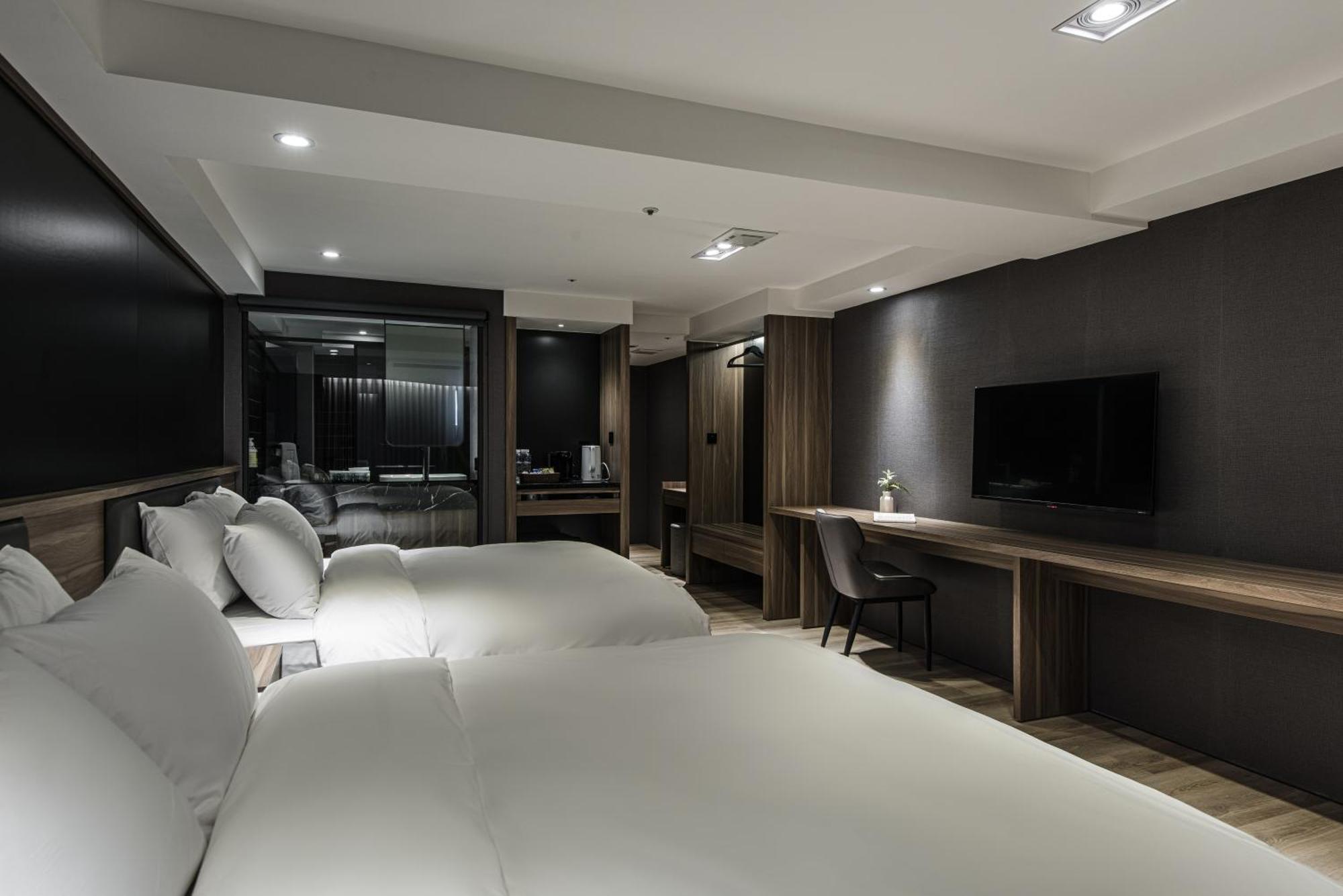 Autumn Willow Hotel Taichung Buitenkant foto