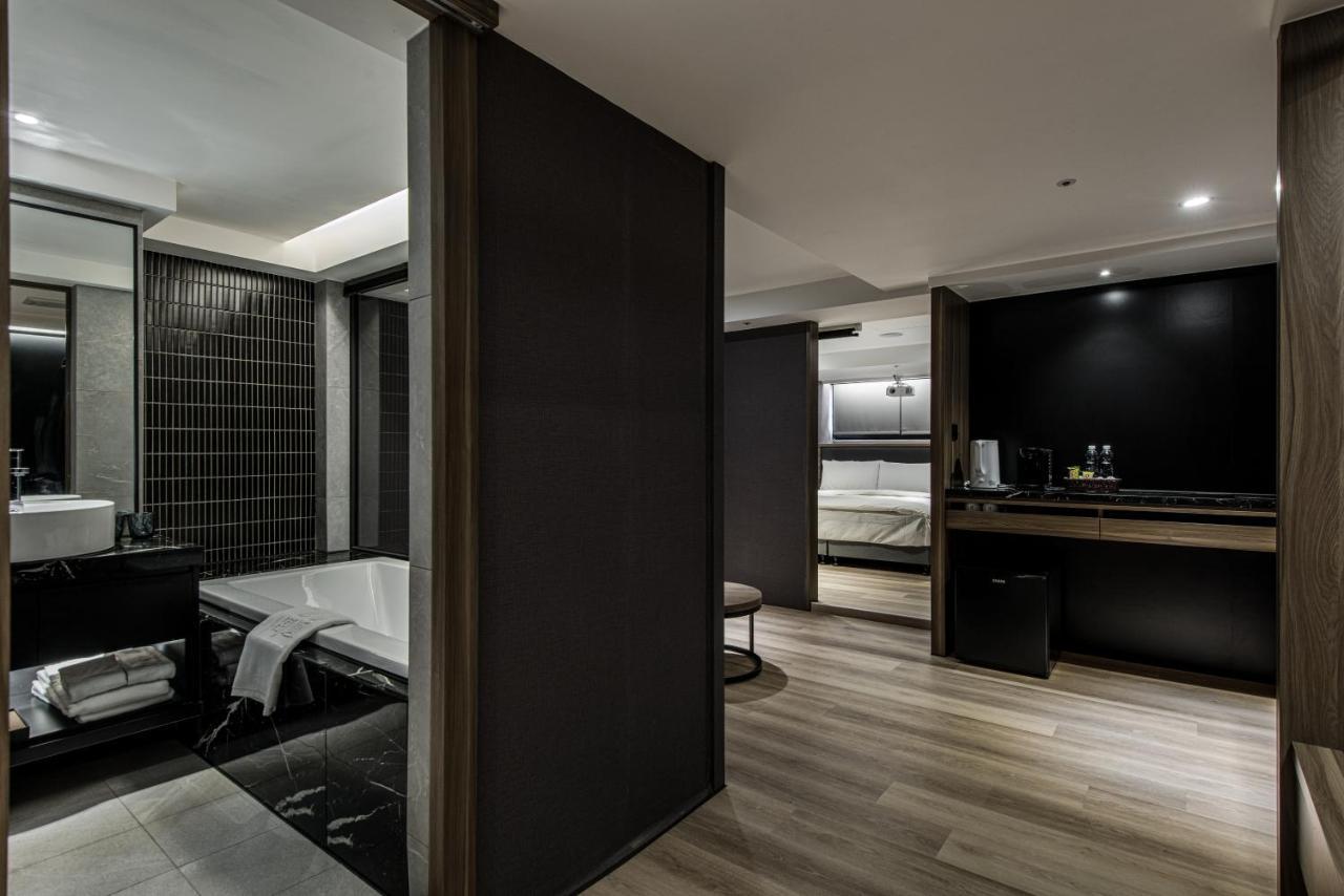 Autumn Willow Hotel Taichung Buitenkant foto