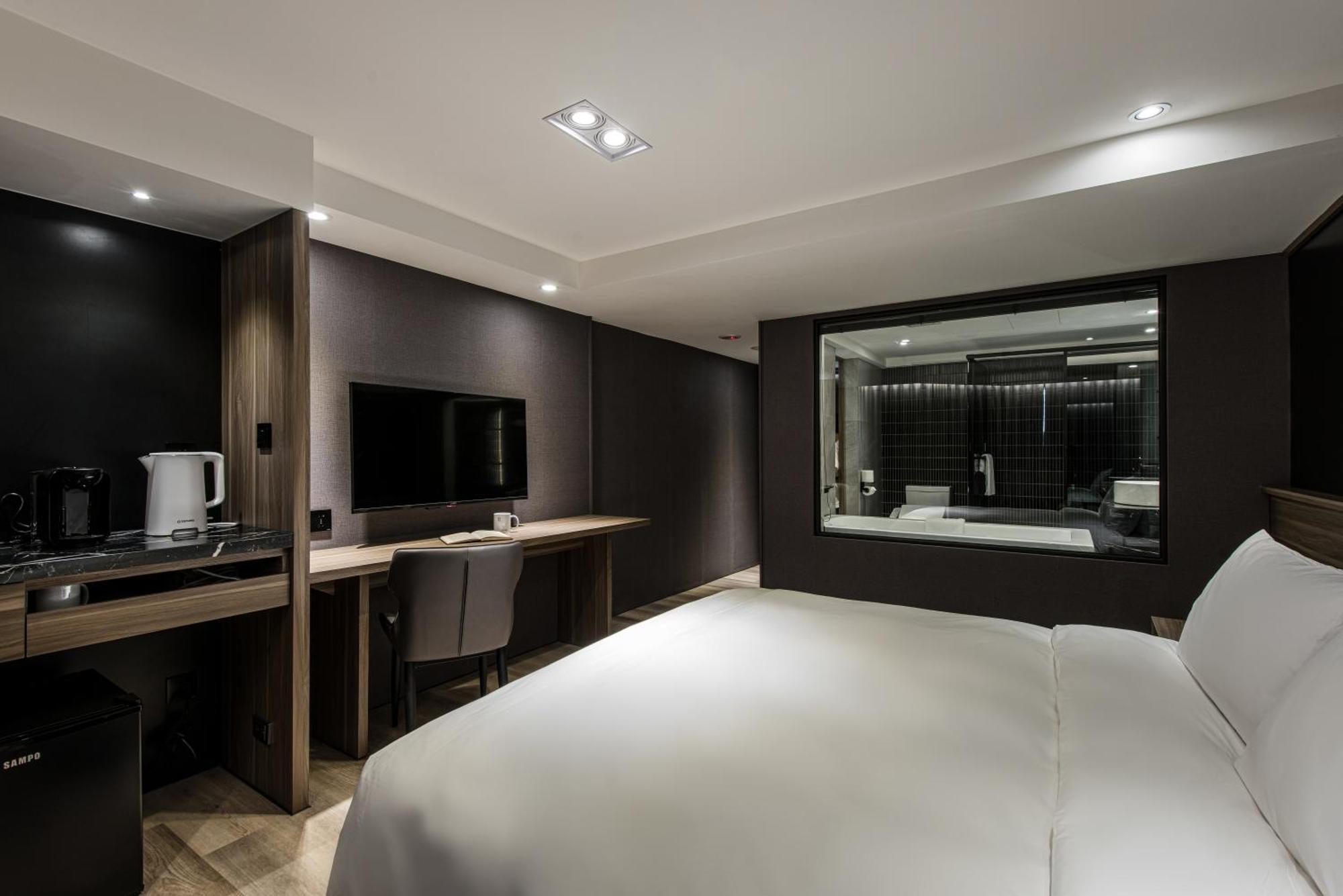 Autumn Willow Hotel Taichung Buitenkant foto