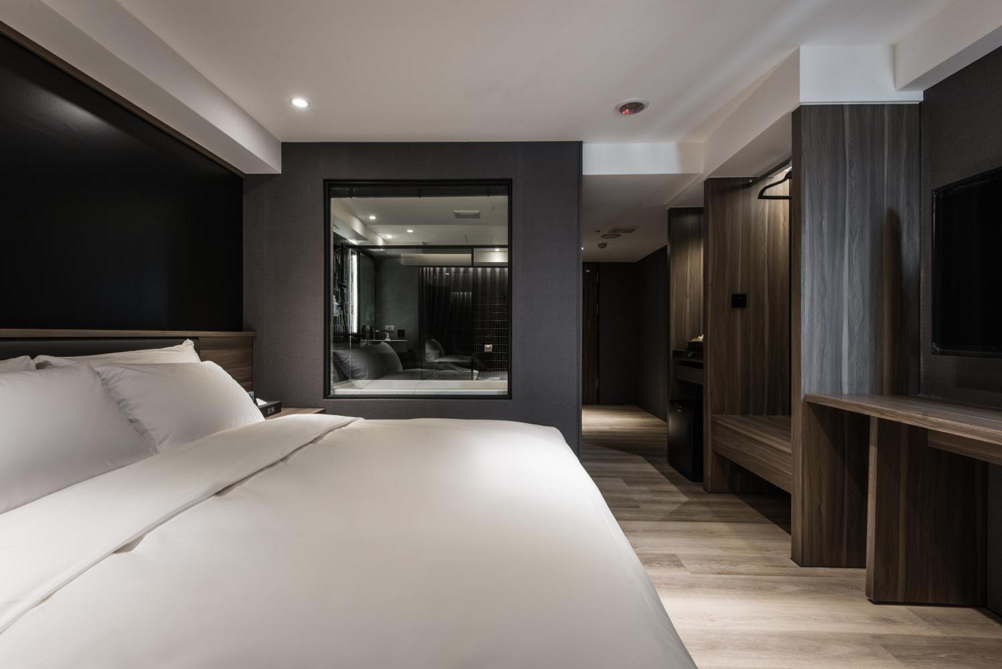 Autumn Willow Hotel Taichung Buitenkant foto