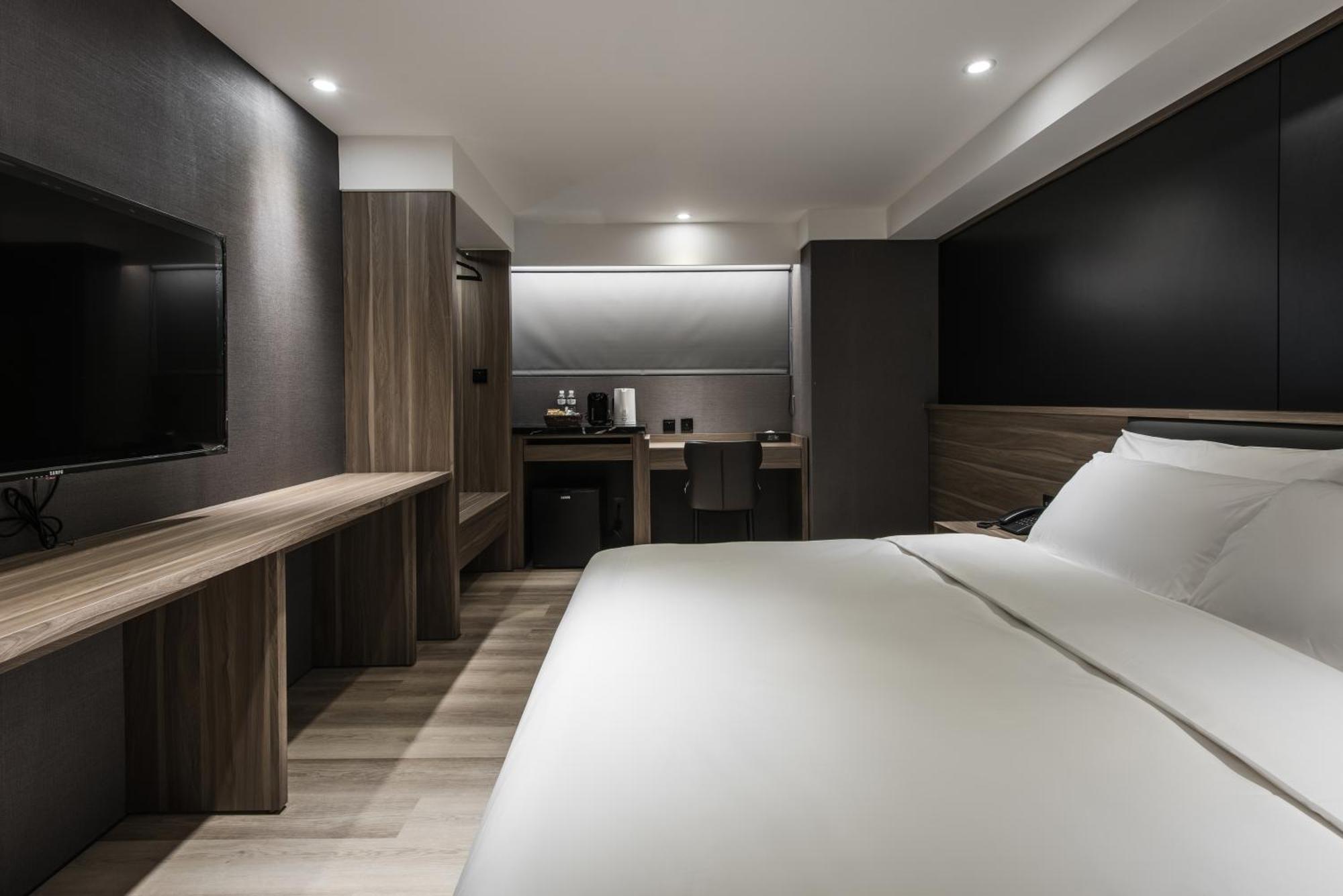 Autumn Willow Hotel Taichung Buitenkant foto