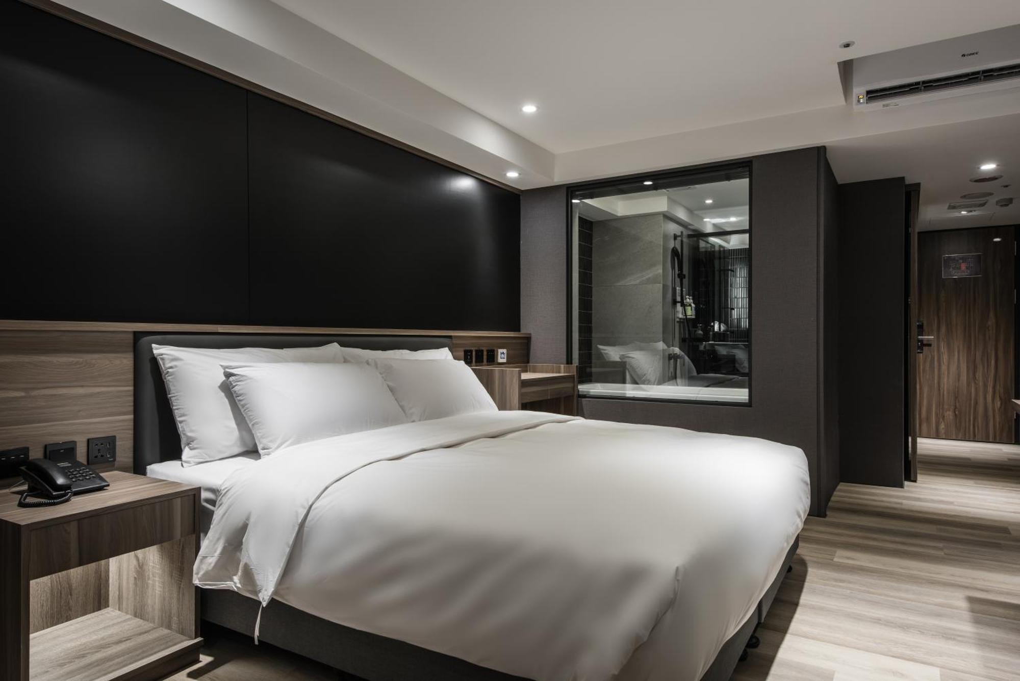 Autumn Willow Hotel Taichung Buitenkant foto
