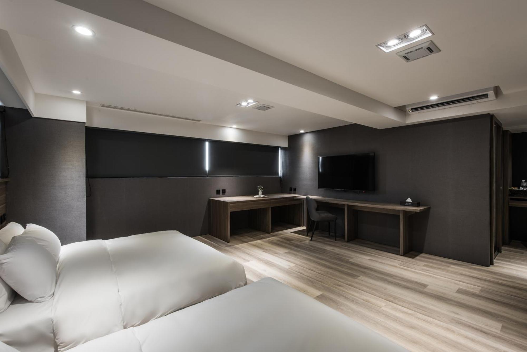 Autumn Willow Hotel Taichung Buitenkant foto