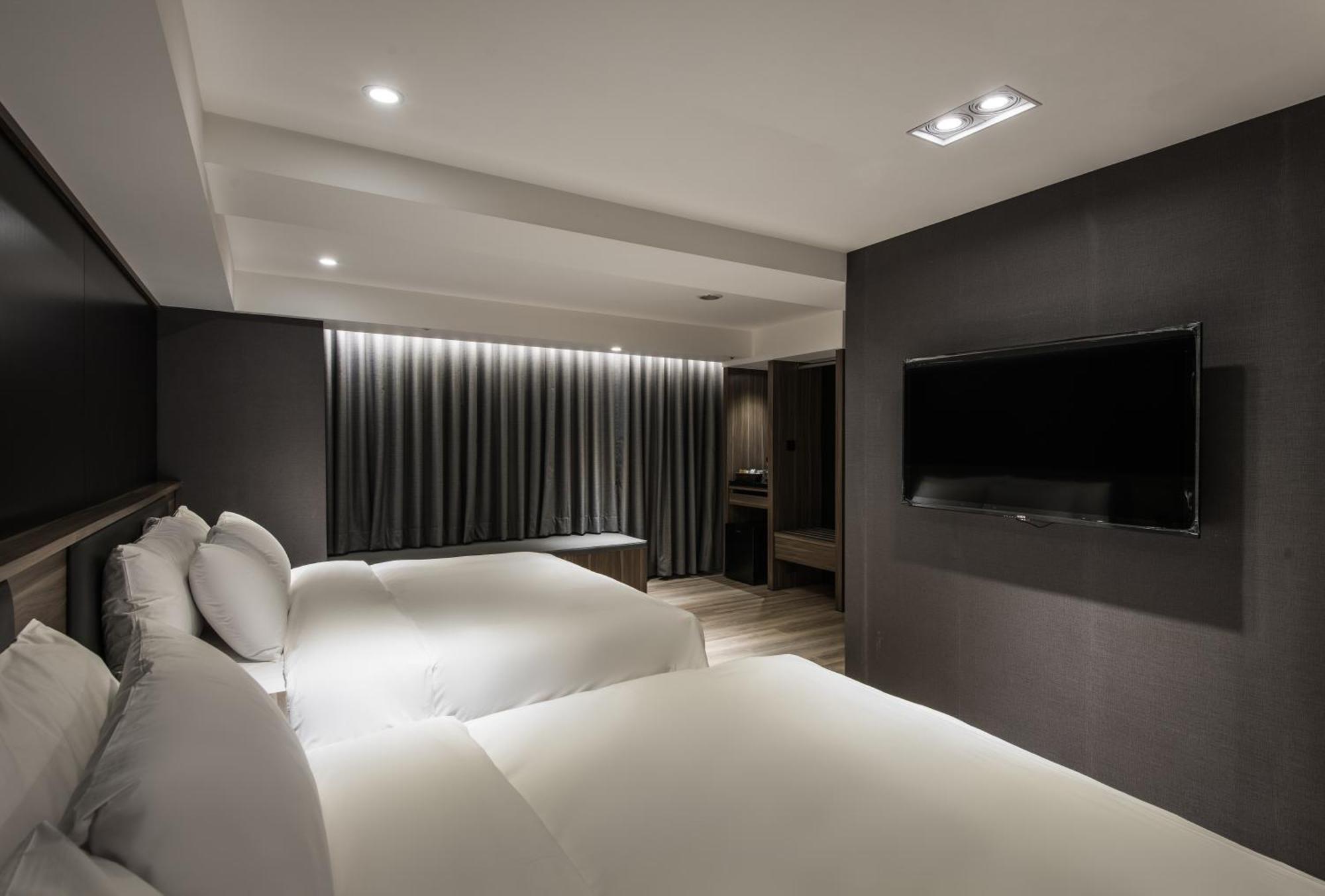 Autumn Willow Hotel Taichung Buitenkant foto